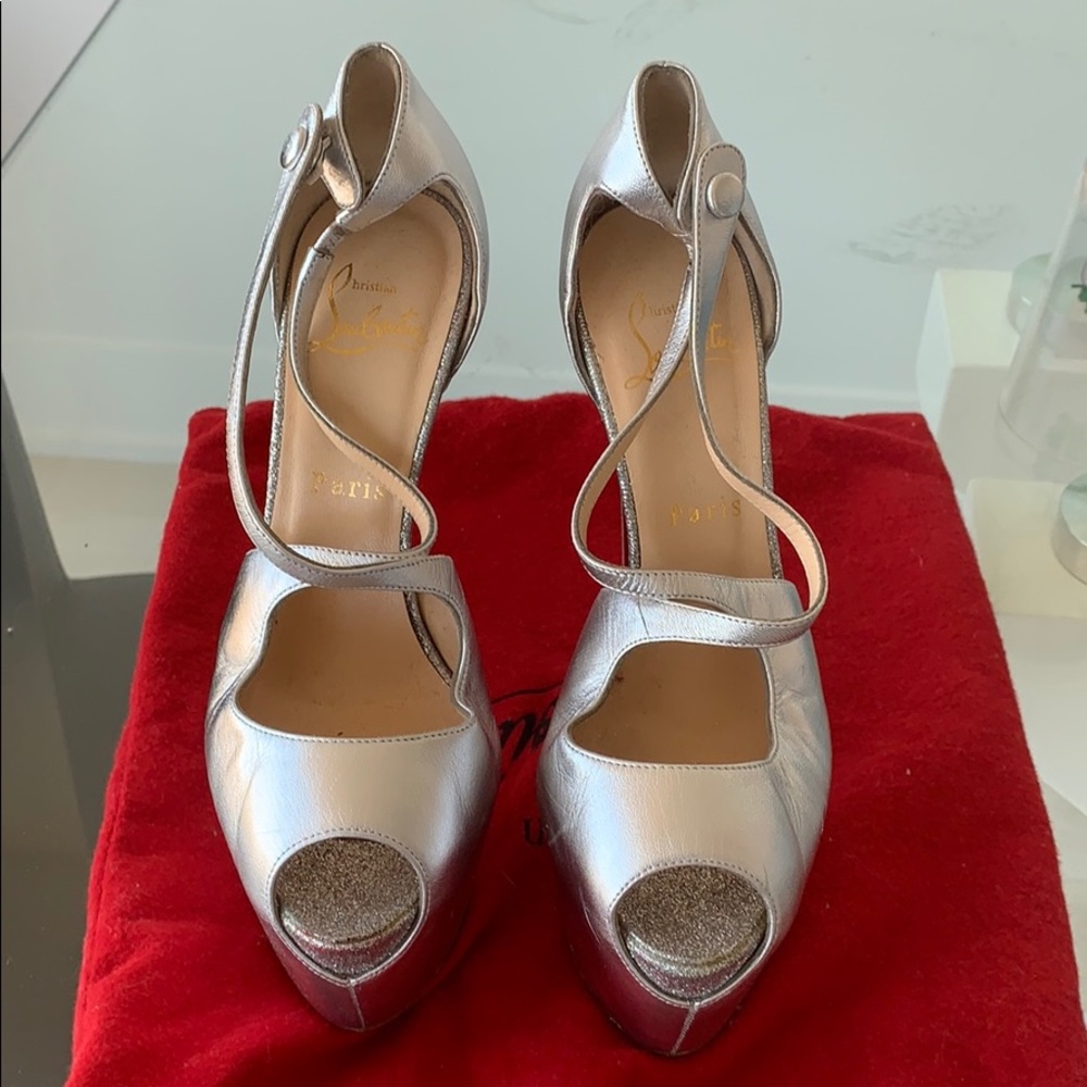 Christian Louboutin Exagona